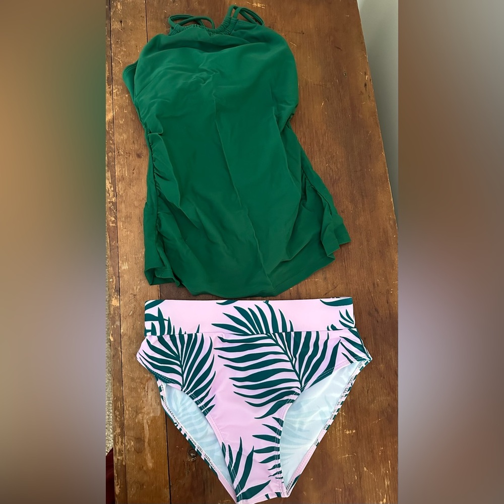 Tankini - ladies swimsuit NWOT pink & green